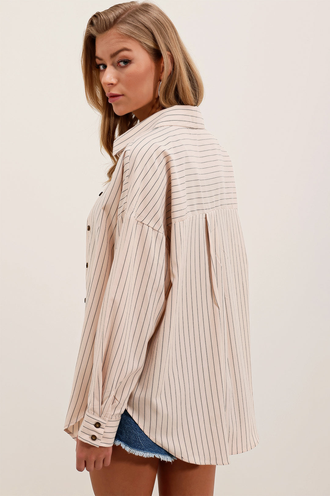 BGD Women Woman Cream Black Striped Oversize Long Basic Shirt 3900 - Avondale