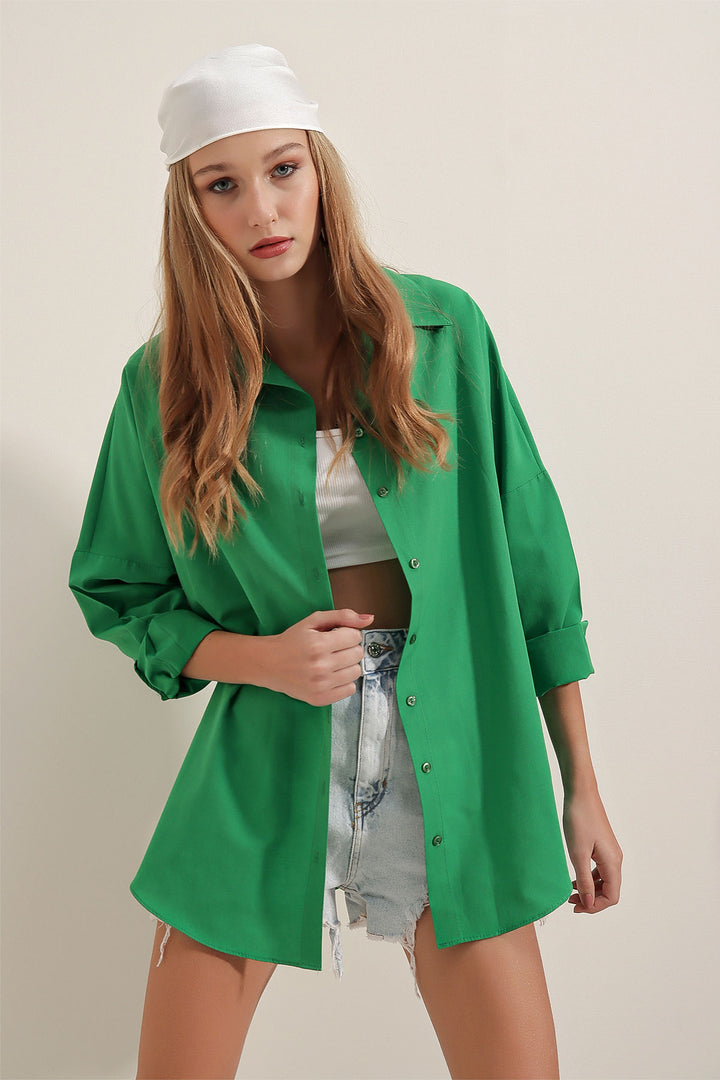 BGD Women Oversize Long Basic Shirt - Green - Avondale