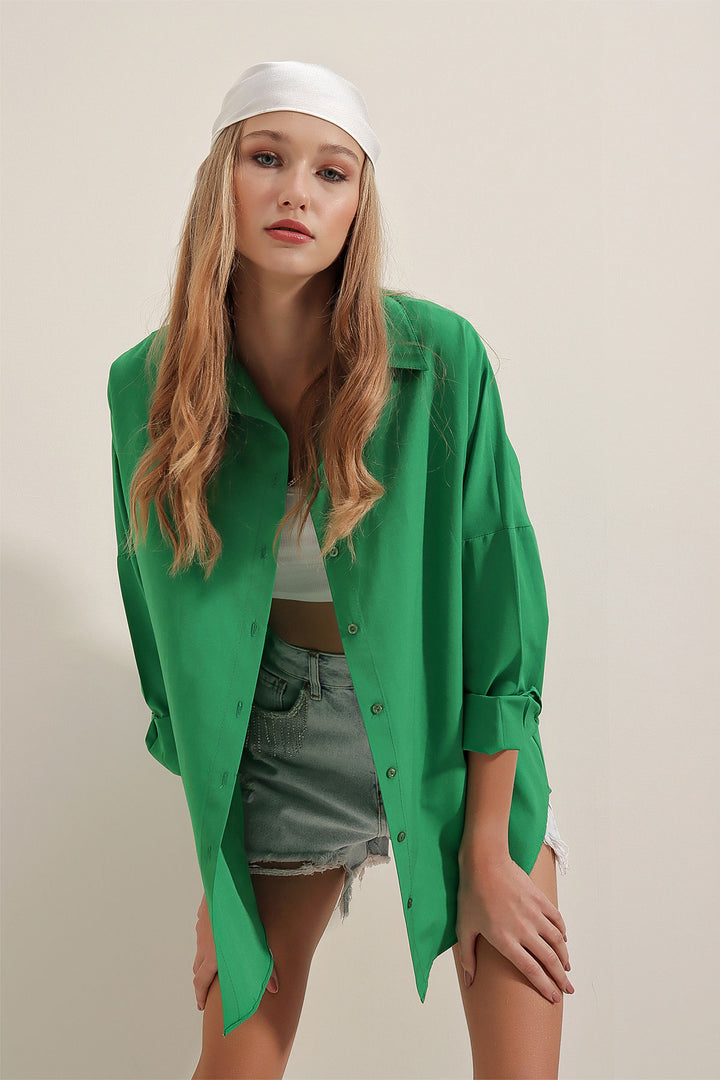 BGD Women Oversize Long Basic Shirt - Green - Avondale