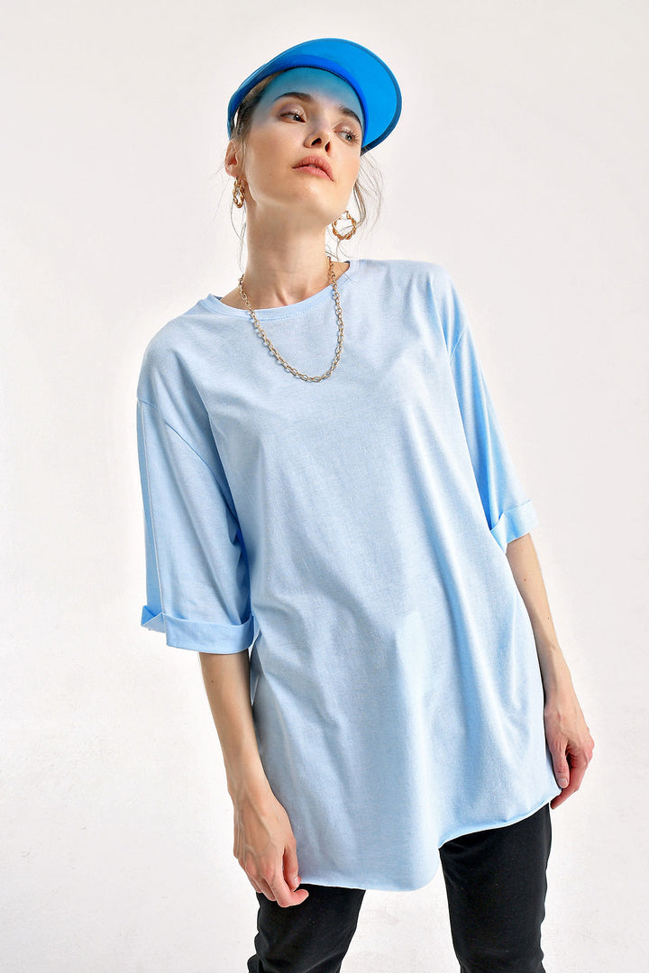 BGD Women Slit Oversized T-shirt - Blue - Cunduacán