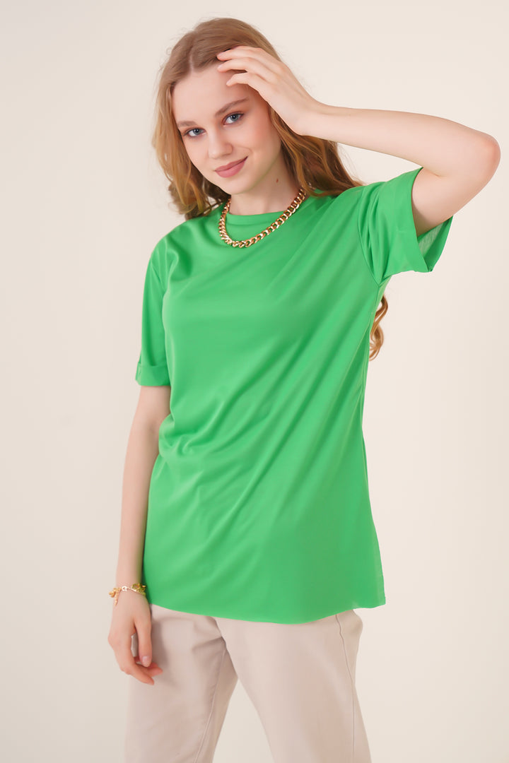 BGD Women Slit Oversized T-shirt - Green - Avondale