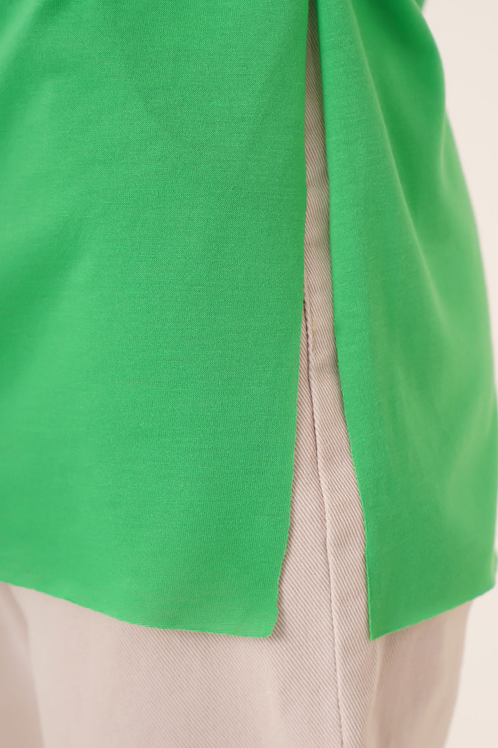 BGD Women Slit Oversized T-shirt - Green - Avondale