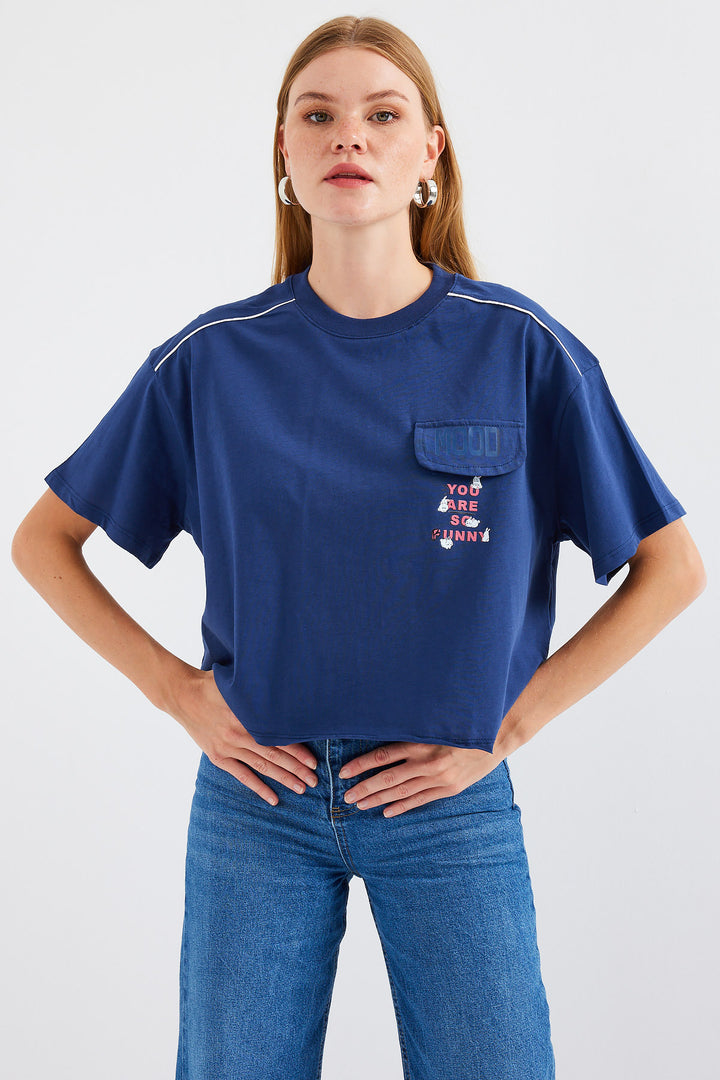 BGD Women Mobile Detailed Oversized T-shirt - Navy Blue - Avondale