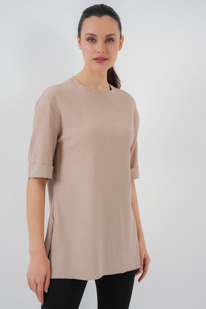BGD Women Side Slit Knit T-shirt - Biscuit - Fort Smith