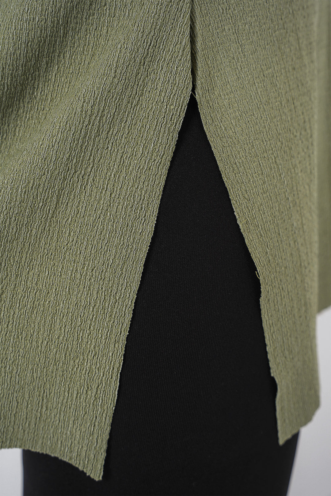 BGD Women Side Slit Knitted T-Shirt - Çağla - Eastchester