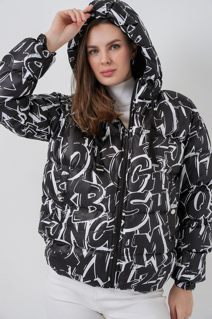 BGD Women Patterned Puffer Jacket - Black - Encinitas