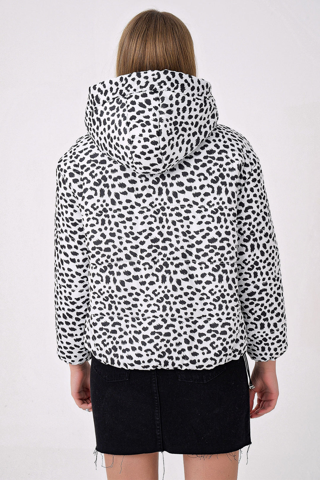 BGD Women Patterned Puffer Jacket - White - Moline