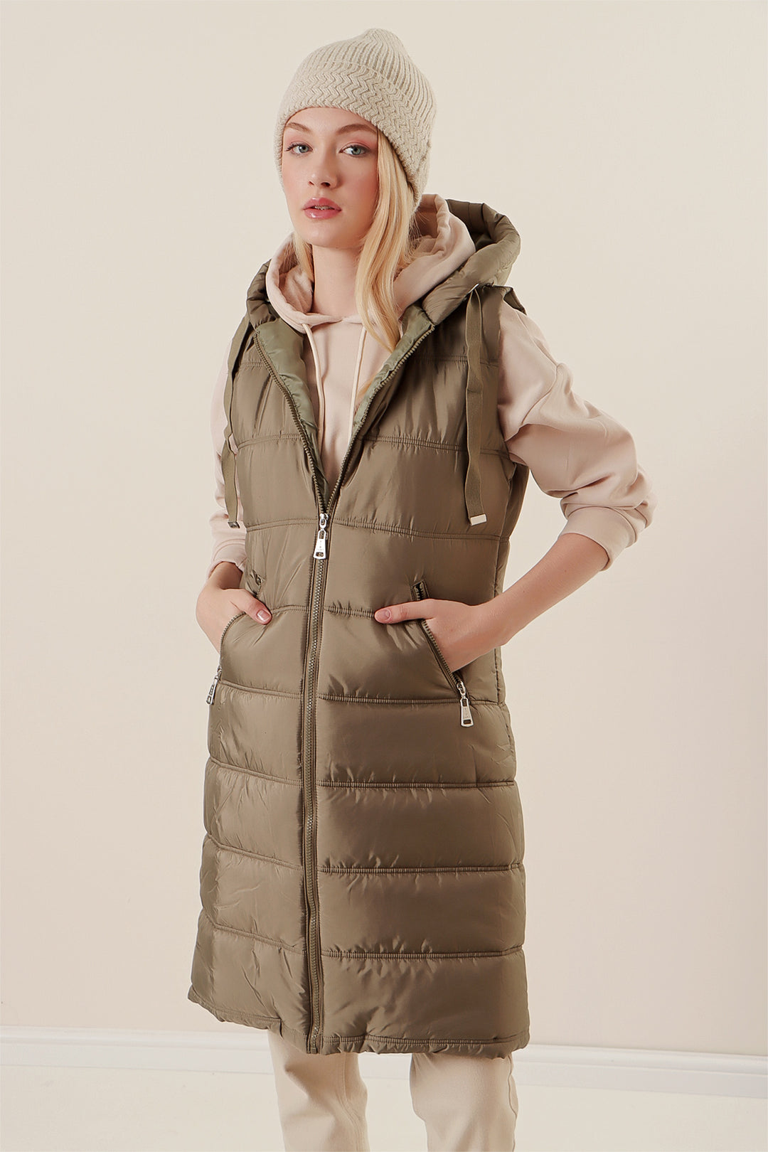 BGD Women Hooded Long Puffer Vest - Çağla - Agrigento