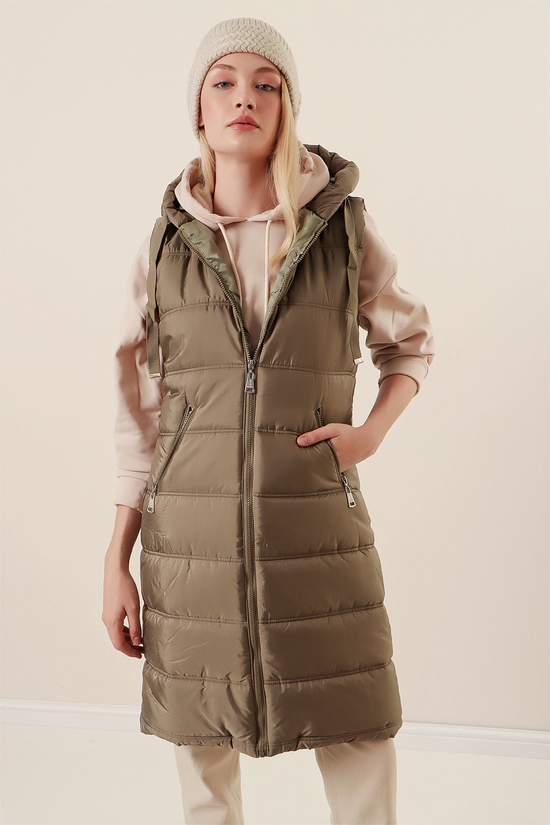 BGD Women Hooded Long Puffer Vest - Çağla - Agrigento