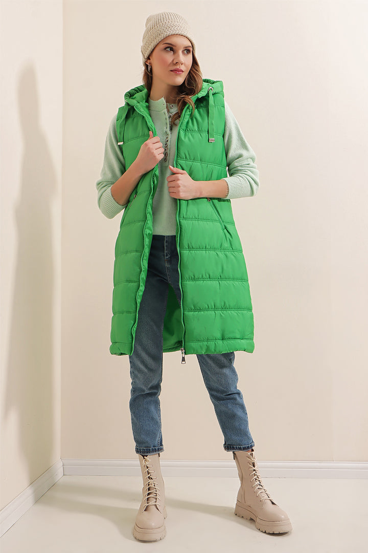 BGD Women Hooded Long Puffer Vest - Dark Green - Níkaia