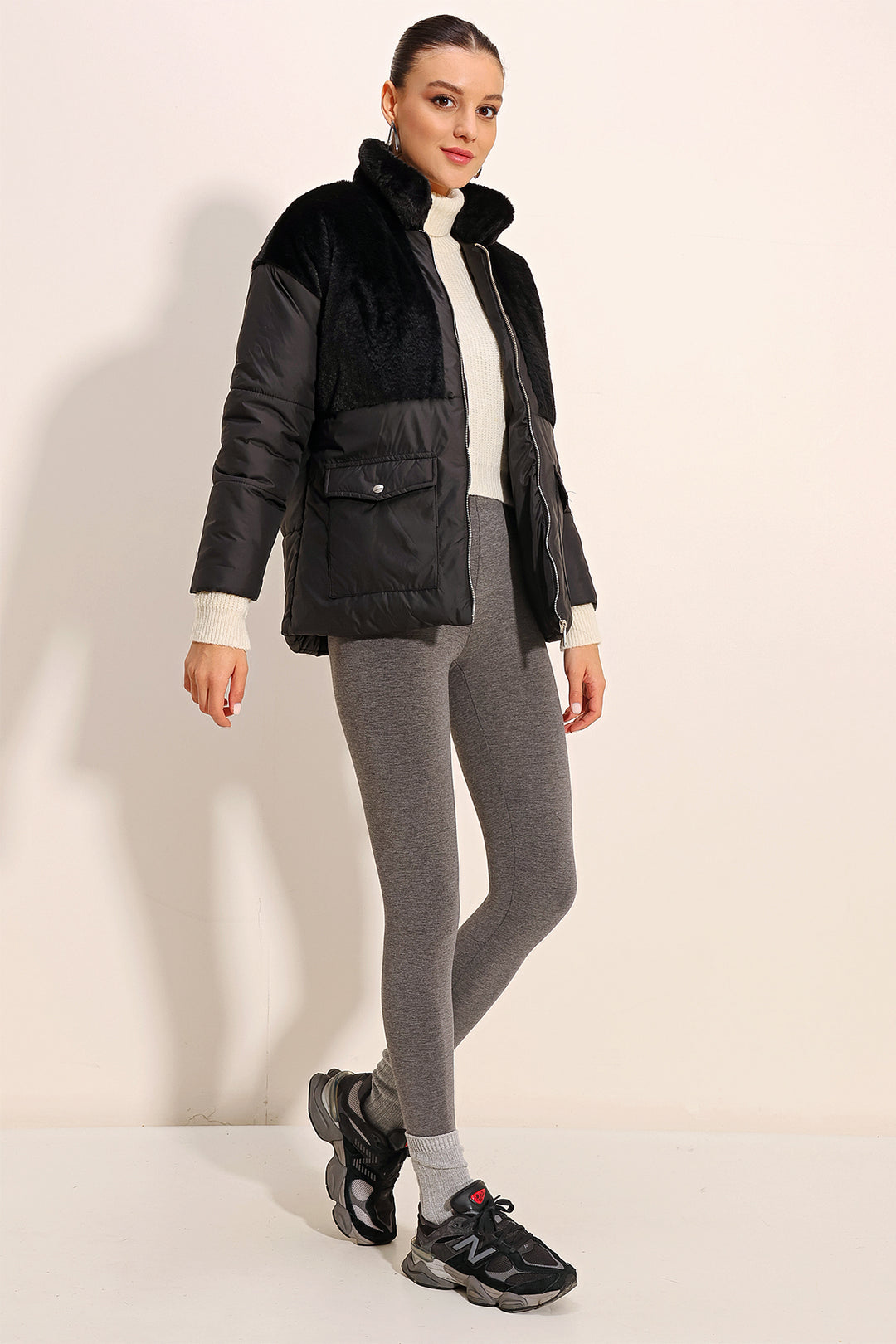 BGD Women Artificial Fur Detailed Puffer Jacket - Black - Santa Clarita