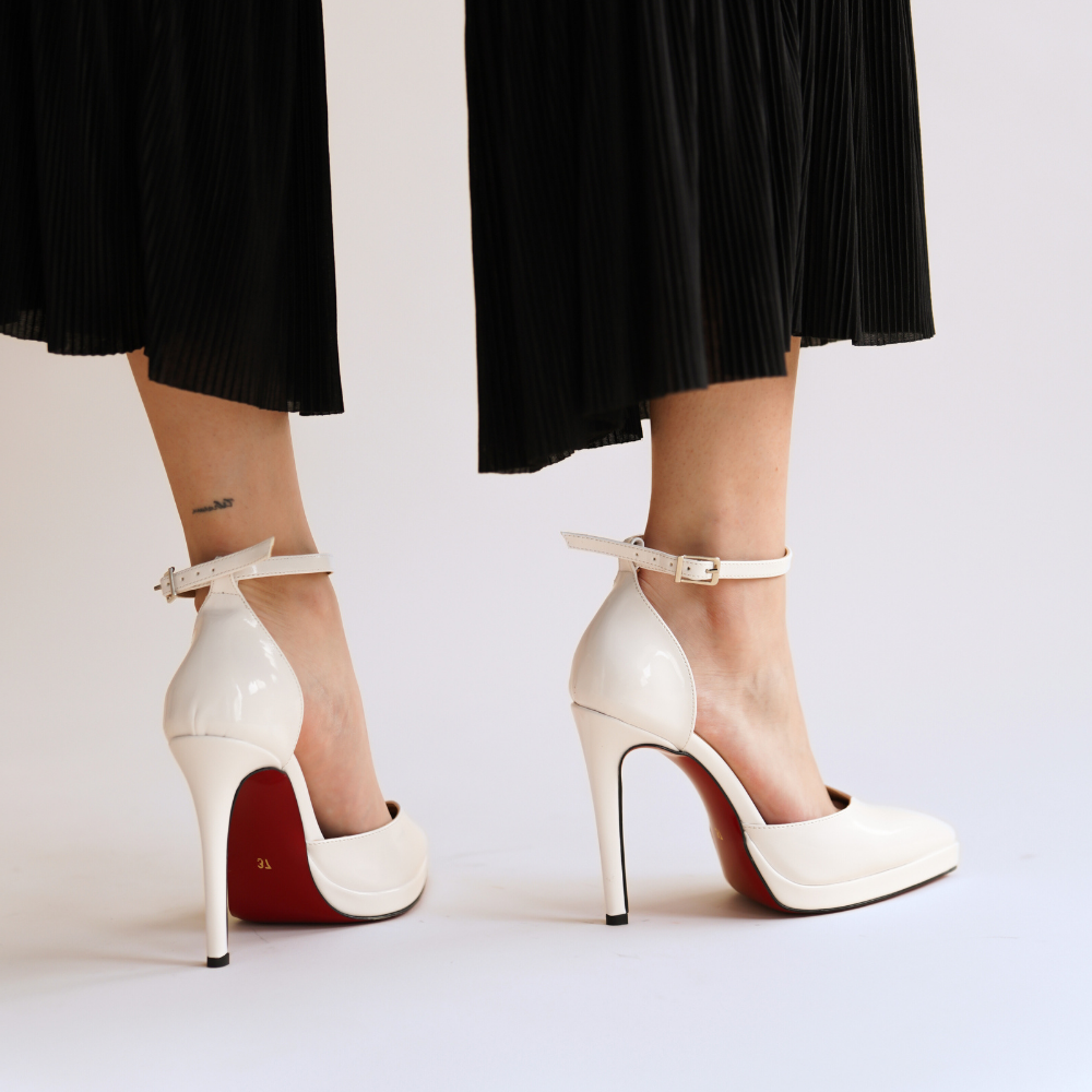 DSM Coren White Patent Leather Low Platform Women's Shoe - York