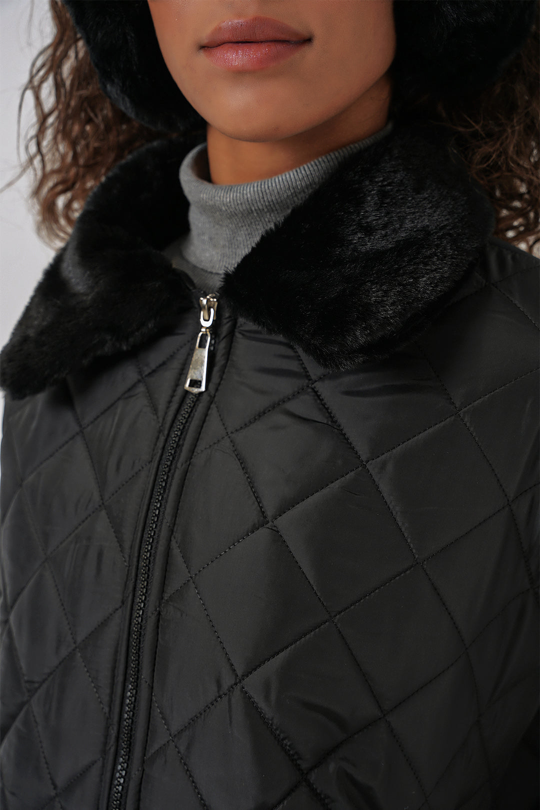 BGD Women Plush Detailed Quilted Jacket - Black - Acámbaro