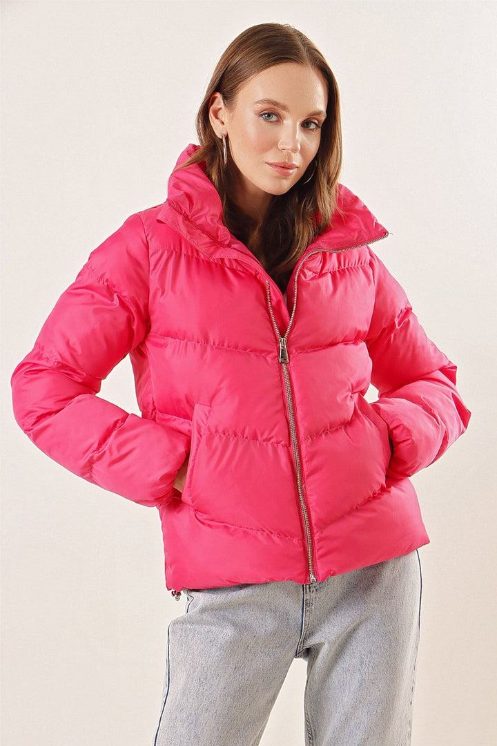 BGD Women High Neck Zippered Puffer Jacket - Fuchsia - Kallithéa