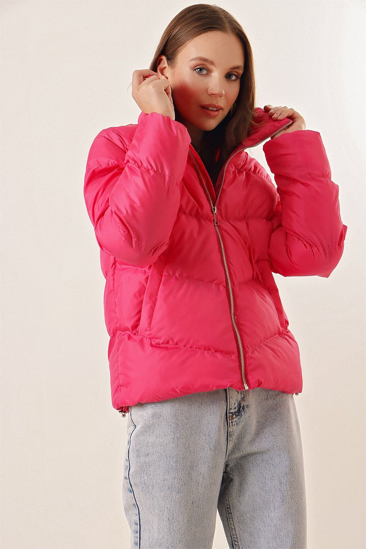 BGD Women High Neck Zippered Puffer Jacket - Fuchsia - Kallithéa