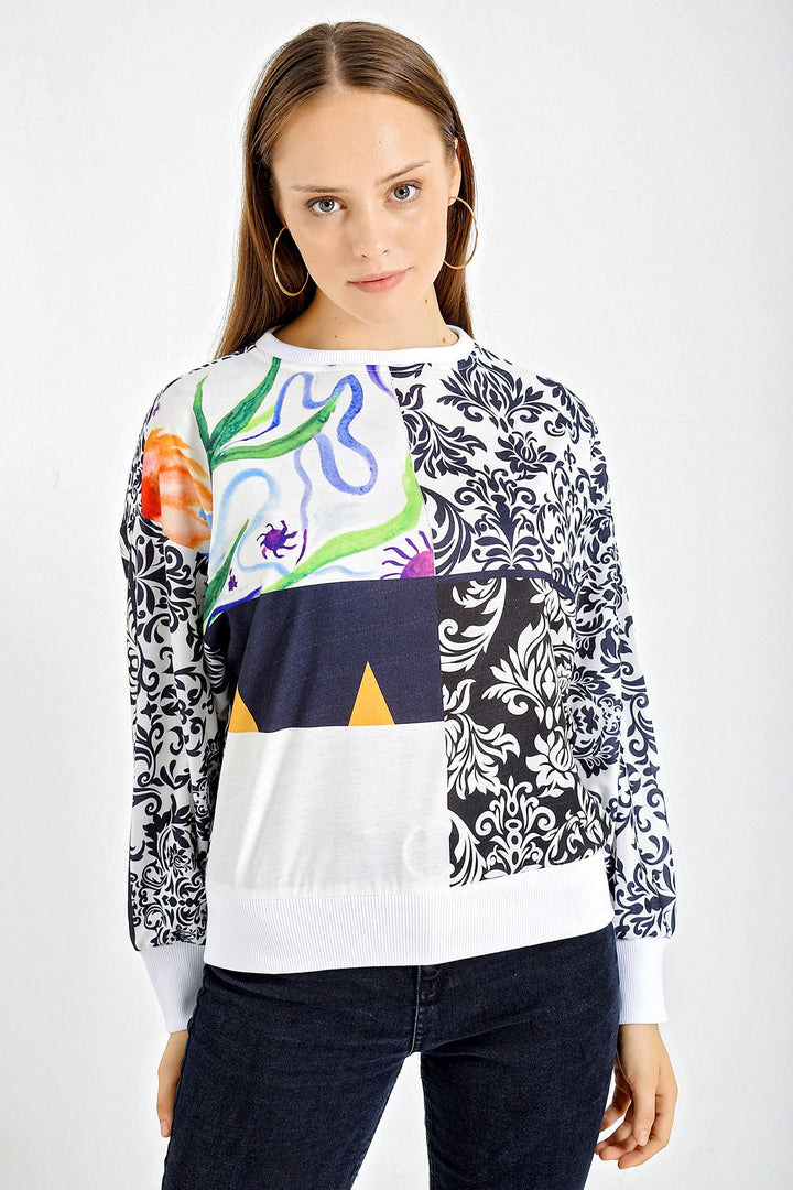 BGD Women Mixed Pattern Oversized Sweatshirt - White - Stevenage