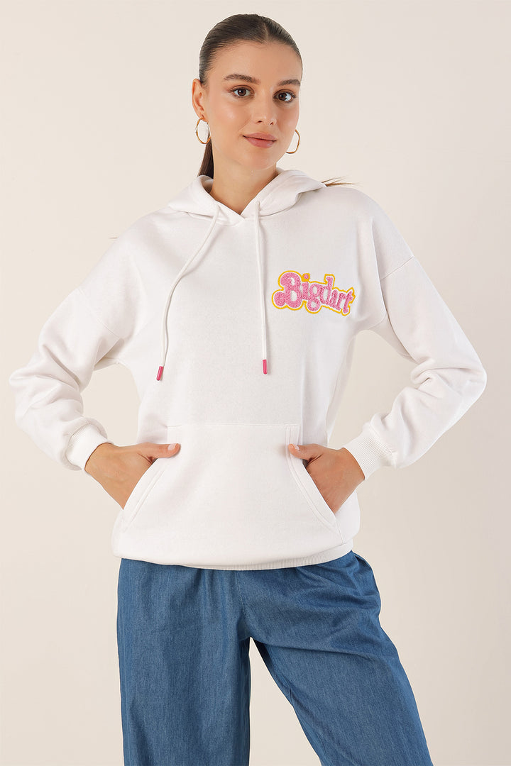 BGD Women Embroidered Oversize Sweatshirt - White - Avondale