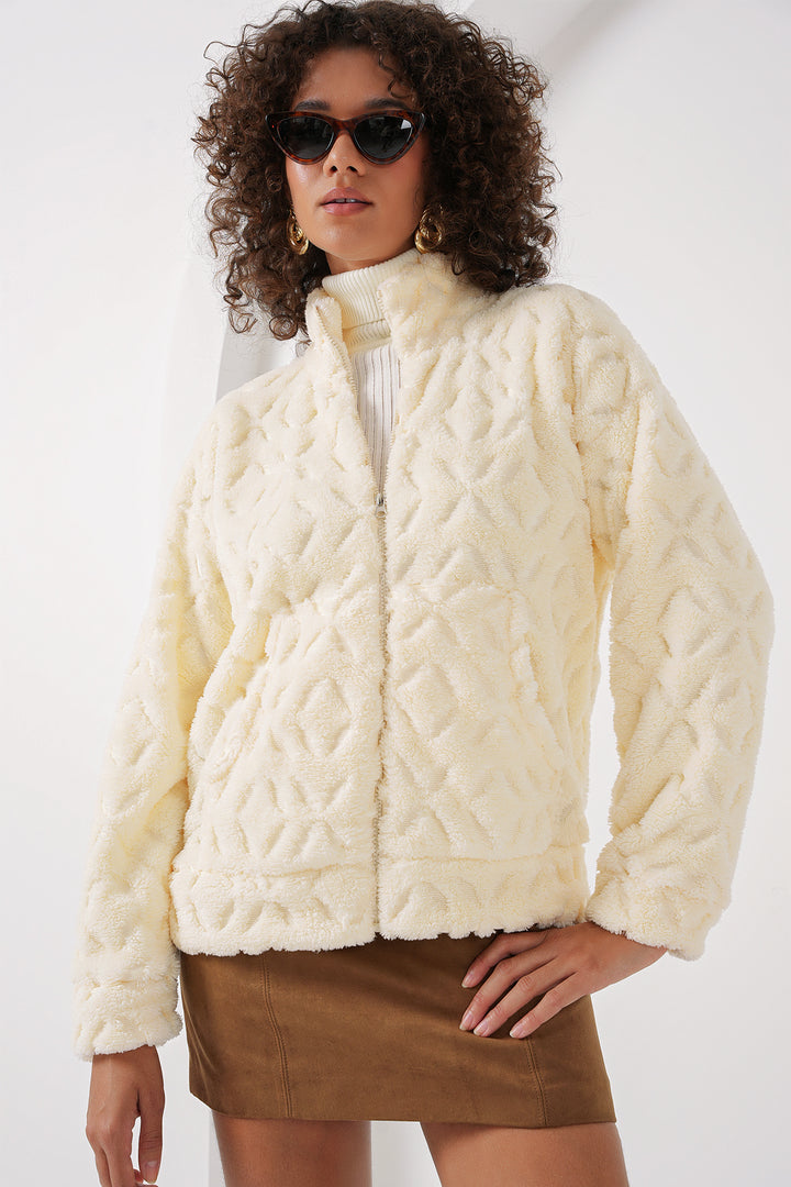 BGD Women Zippered Plush Jacket - Ecru - Monopoli