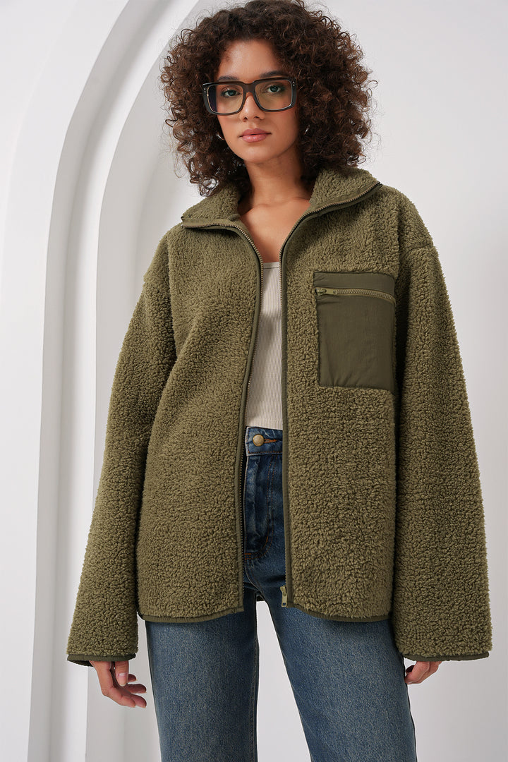 BGD Women Zippered Oversized Plush Jacket - Khaki - Tübingen
