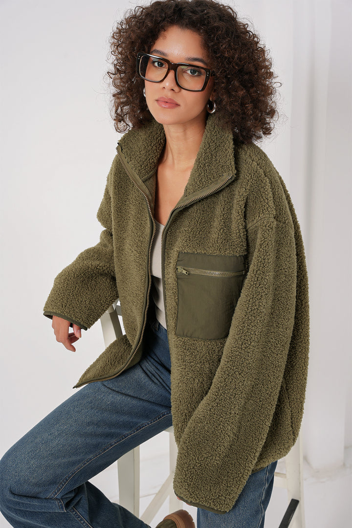 BGD Women Zippered Oversized Plush Jacket - Khaki - Tübingen