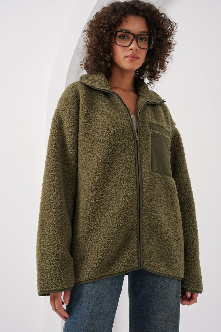 BGD Women Zippered Oversized Plush Jacket - Khaki - Tübingen
