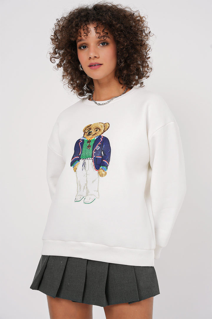 BGD Women Printed Oversize Sweatshirt - White - Colmar