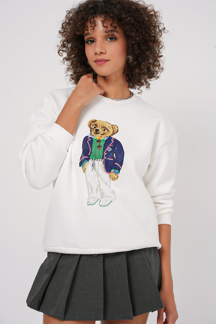 BGD Women Printed Oversize Sweatshirt - White - Colmar