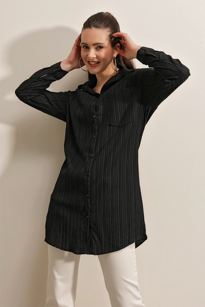 BGD Women Woven Long Shirt - Black - Avondale