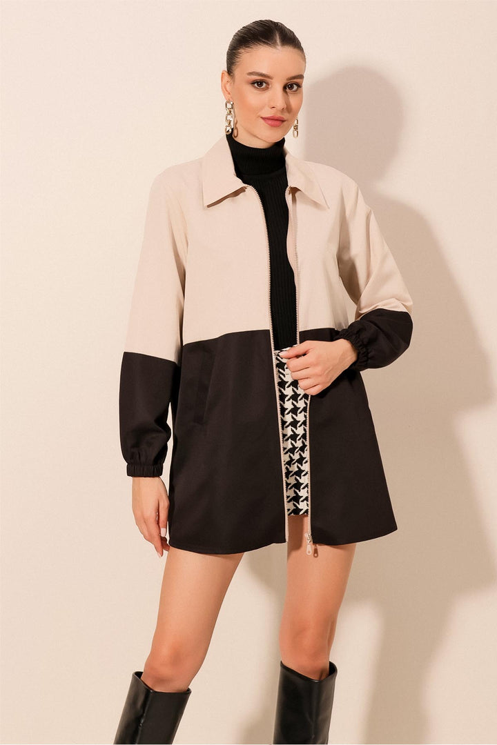 BGD Women Two-Tone Seasonal Trench Coat - Black - Bălţi
