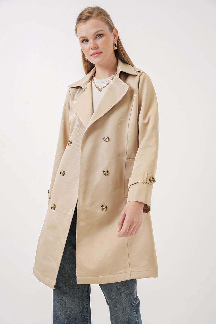 BGD Women Double-Breasted Trench Coat - Beige - Río Grande
