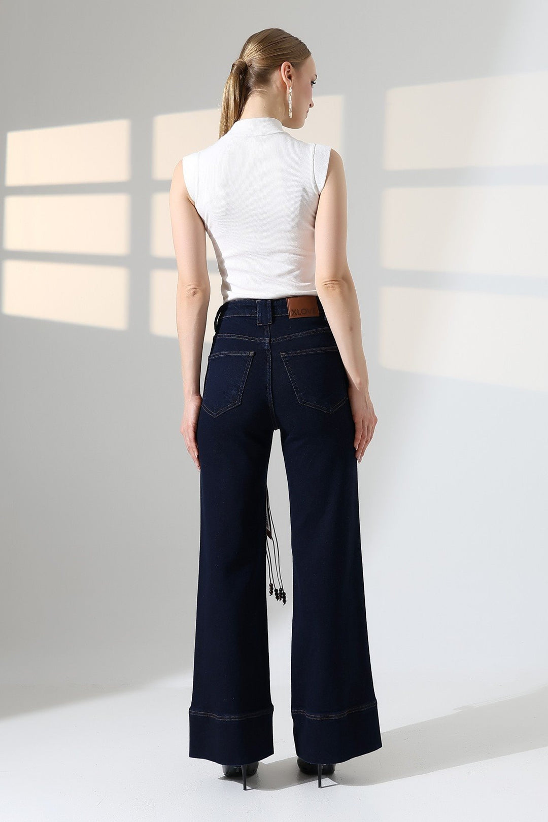 XLJ Palazzo Jeans with Hem Detail - Gouda