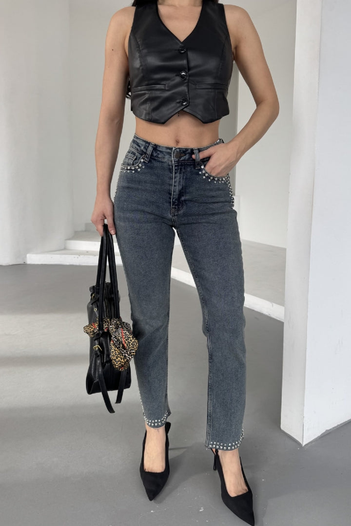 XLJ Mom Jean with Decorative Parts on Pockets and Hems - Fairbanks