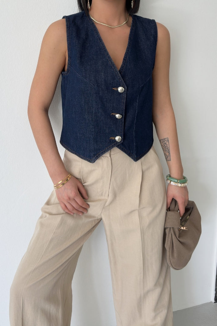 XLJ Vest with Buttons - Braintree