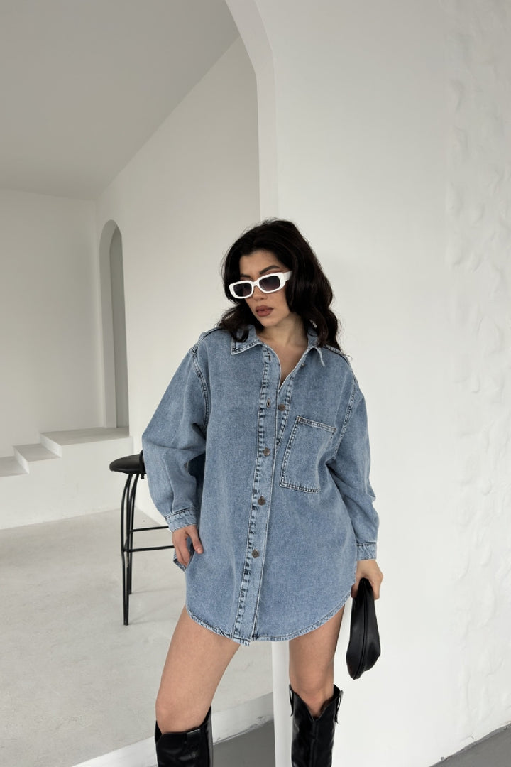 XLJ Oversize Denim Jacket with Buttons - León