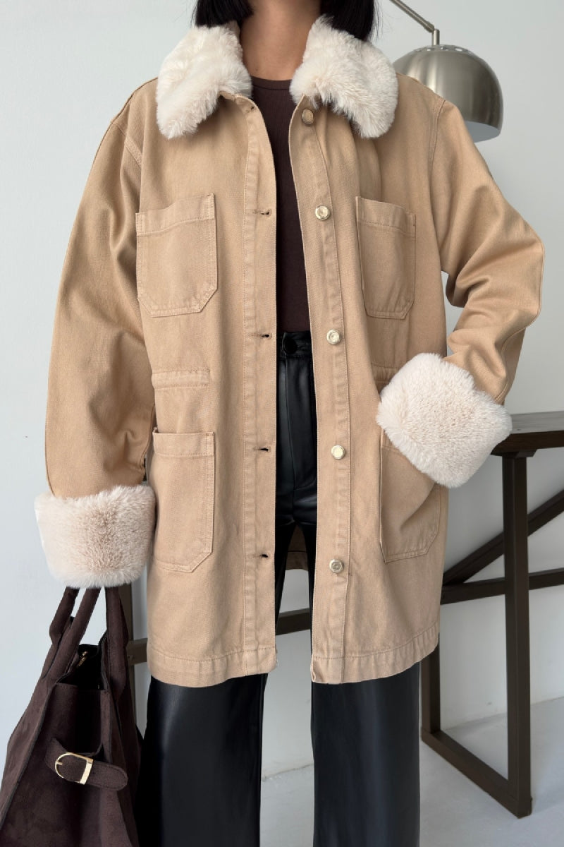 XLJ Medium Denim Jacket with Fur Details - Petatlán