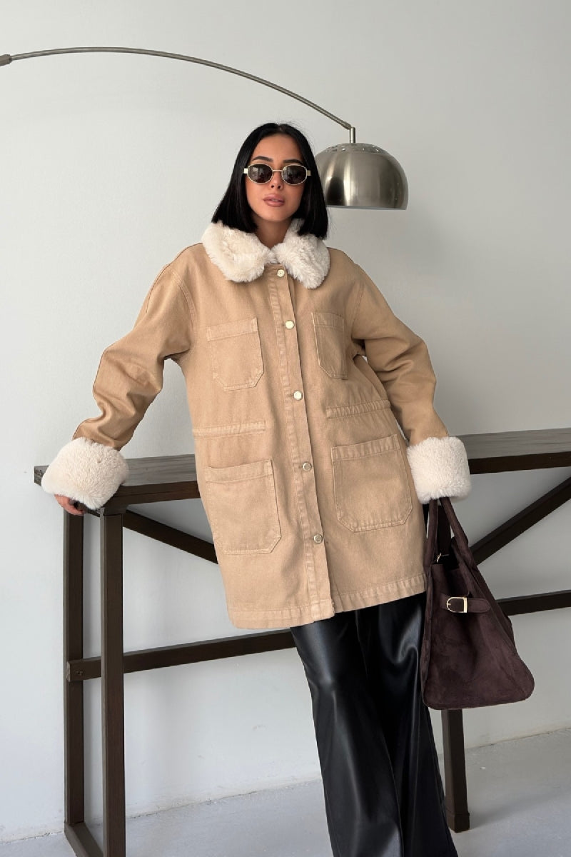 XLJ Medium Denim Jacket with Fur Details - Petatlán