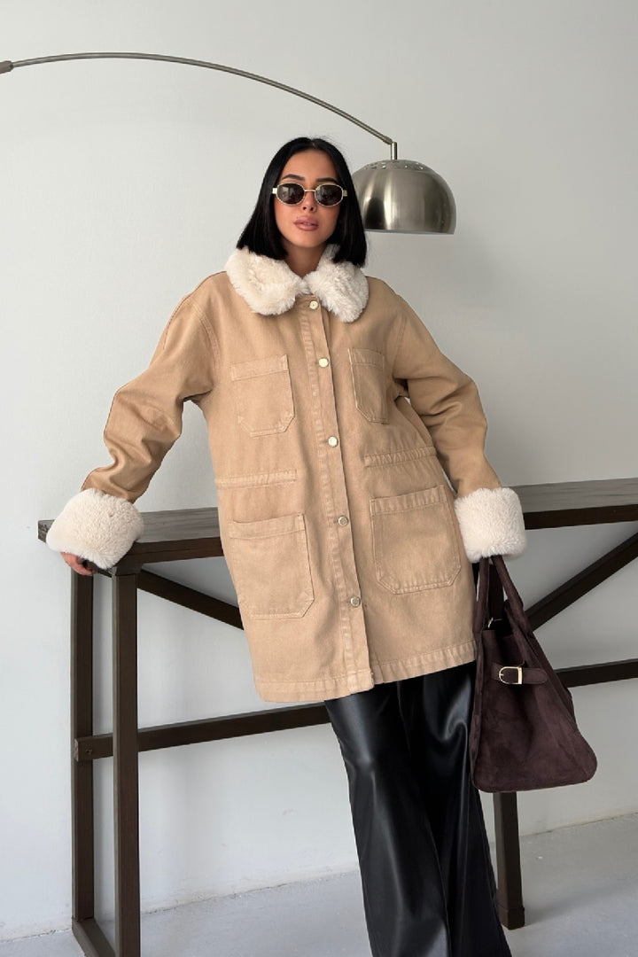 XLJ Medium Denim Jacket with Fur Details - Petatlán