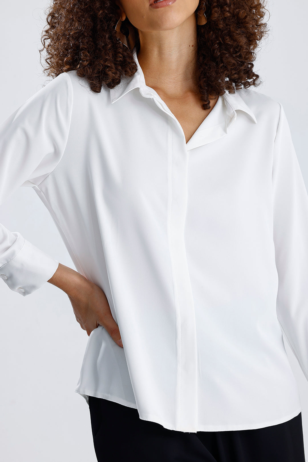 SNS Sense White Dubai Fabric Long Sleeve Hidden Pocket Women's Shirt - Bad Kreuznach