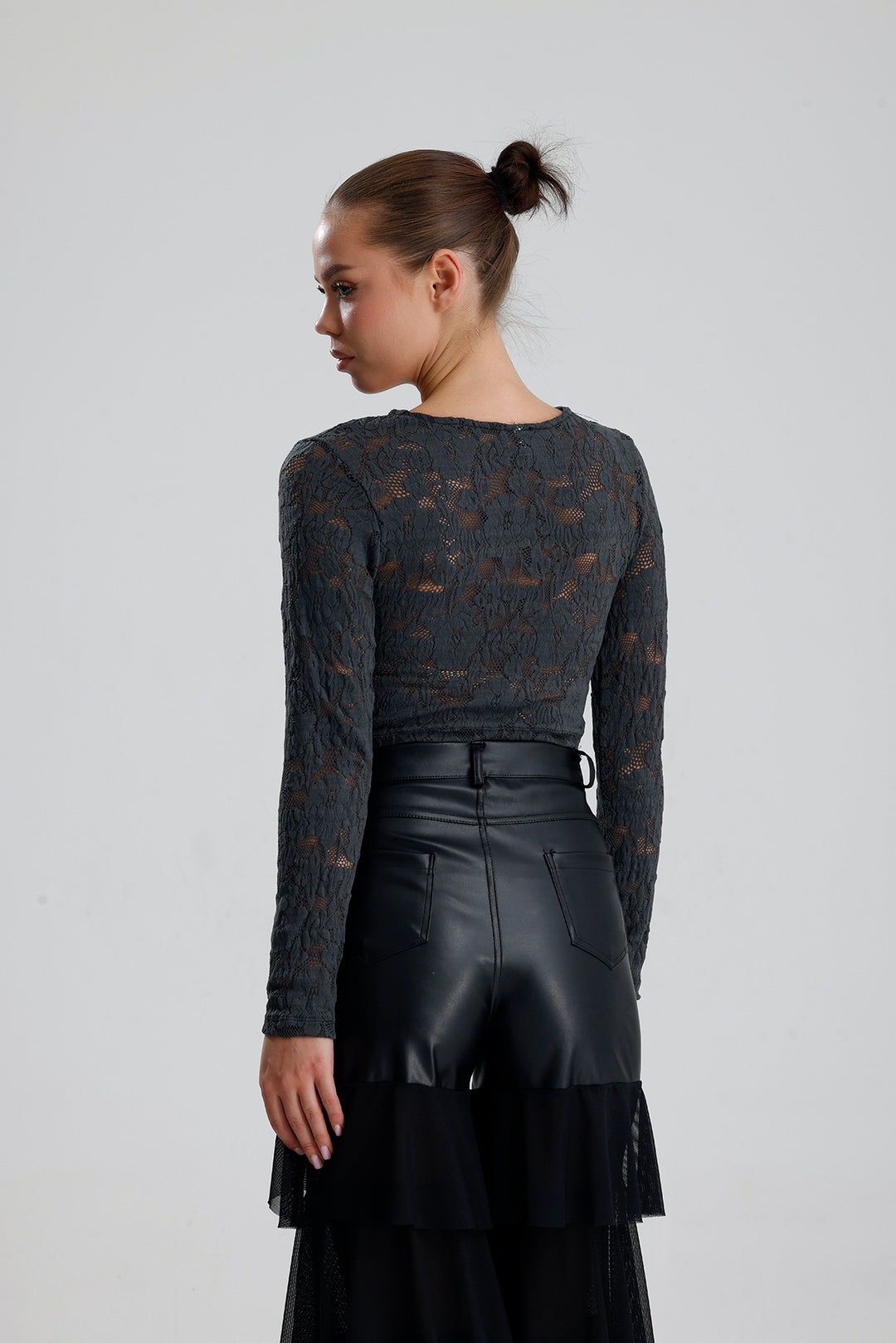 SNS Sense Gray Lace Long Sleeve Crop Top - Marano di Napoli
