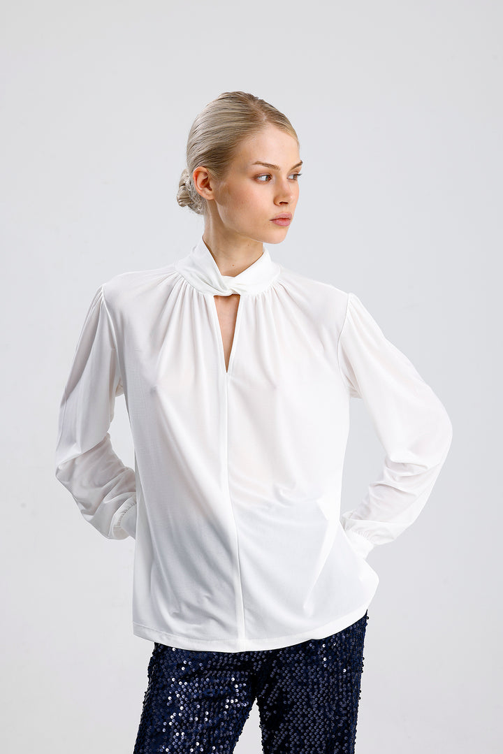 SNS Sense Ekru Dekolte Yaka Detaylı Kadın Bluz  - Las Vegas