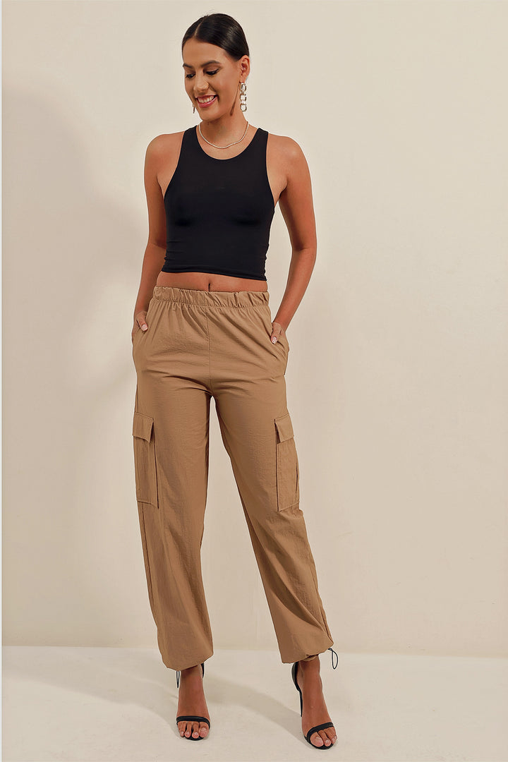 BGD Women Parachute Pants - Biscuit - Burnsville