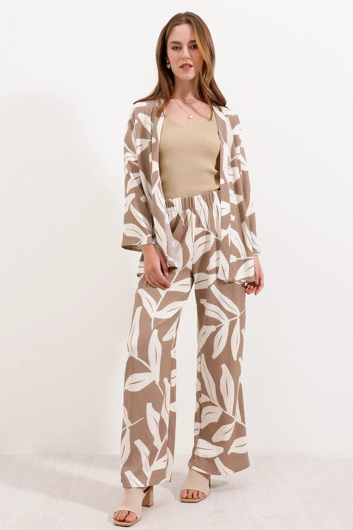 BGD Women Knitted Two-Piece Set - Beige - Avondale