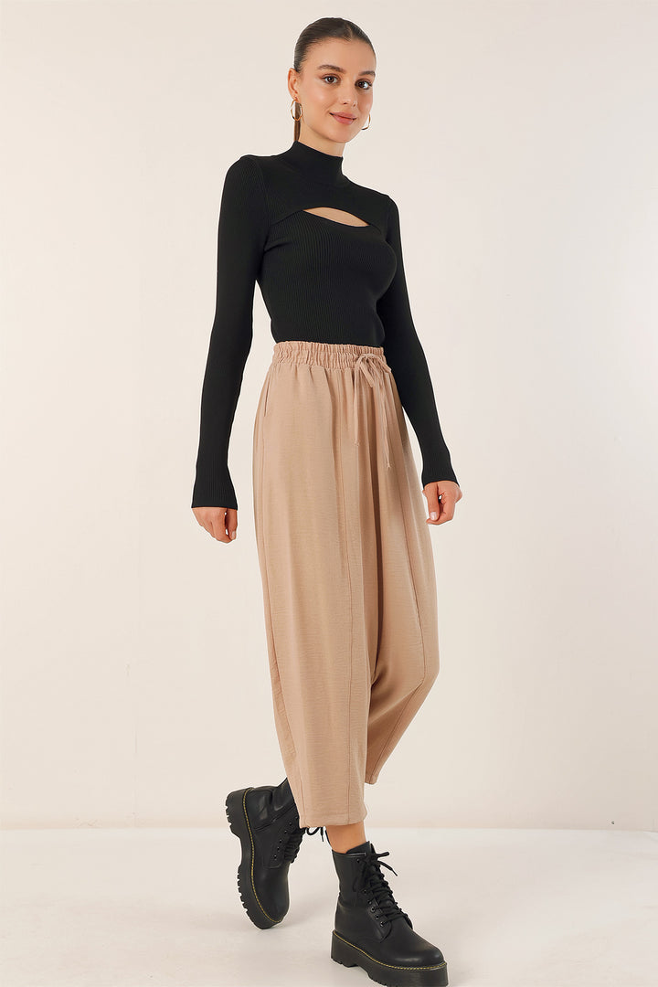 BGD Women Woven Baggy Pants - Biscuit - Bucharest