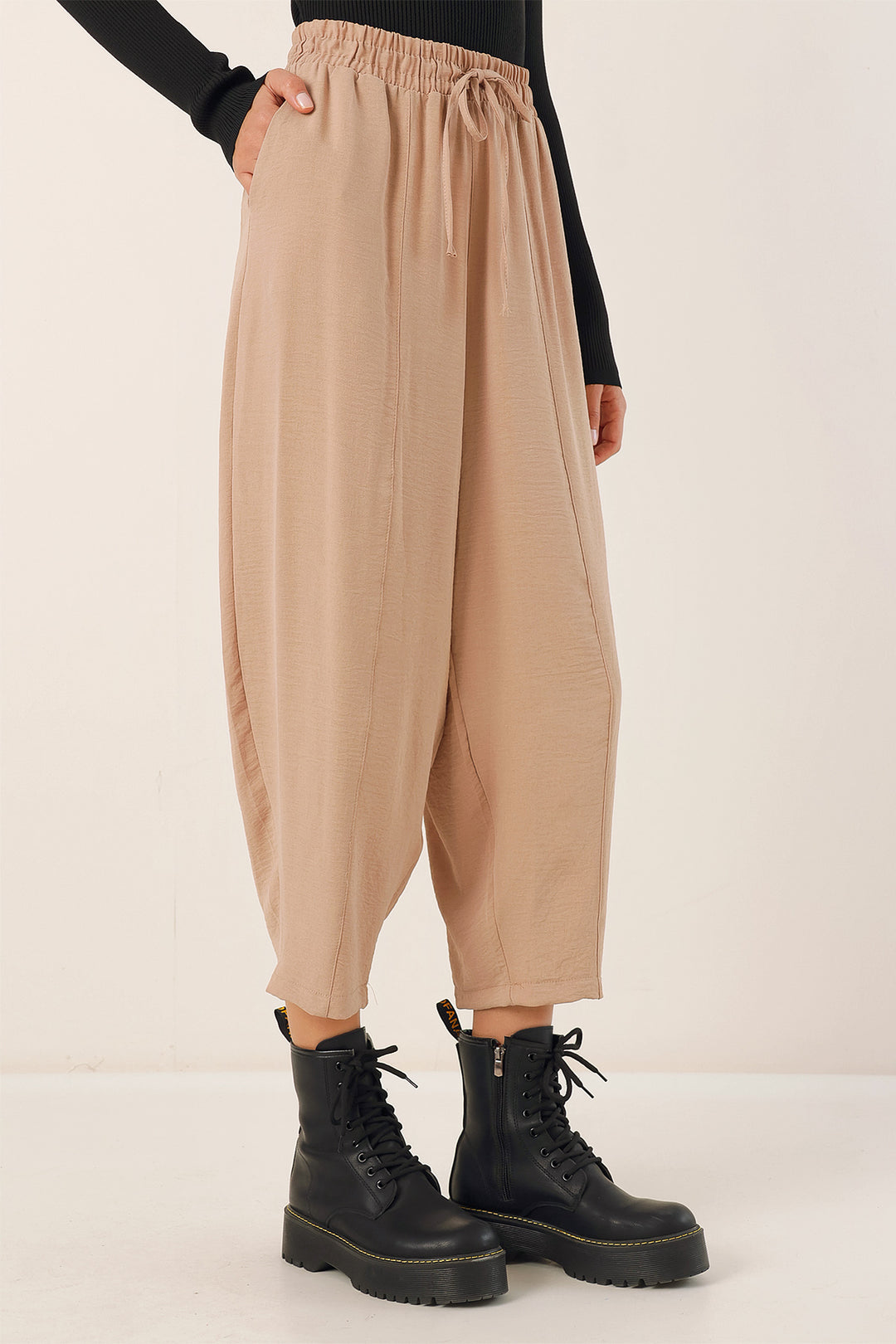 BGD Women Woven Baggy Pants - Biscuit - Bucharest