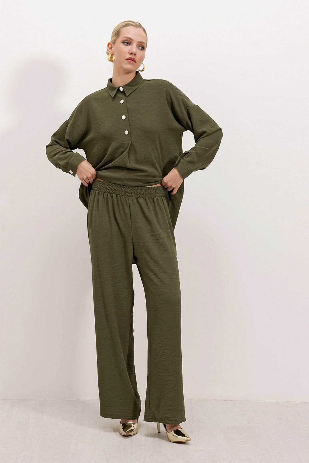 BGD Women Oversize Top and Bottom Set - Dark Khaki - Avondale