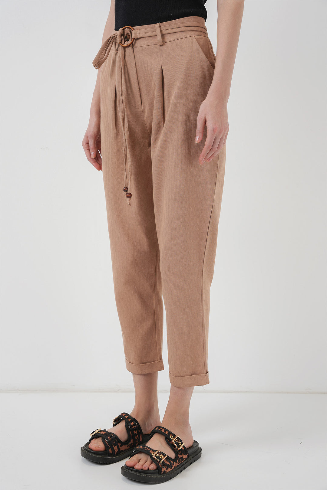 BGD Women Belted Linen Pants - Biscuit - Esposende