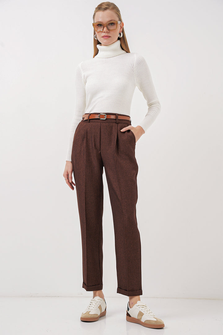 BGD Women Women's Pleated Belted Fabric Trousers - Brown - Halle