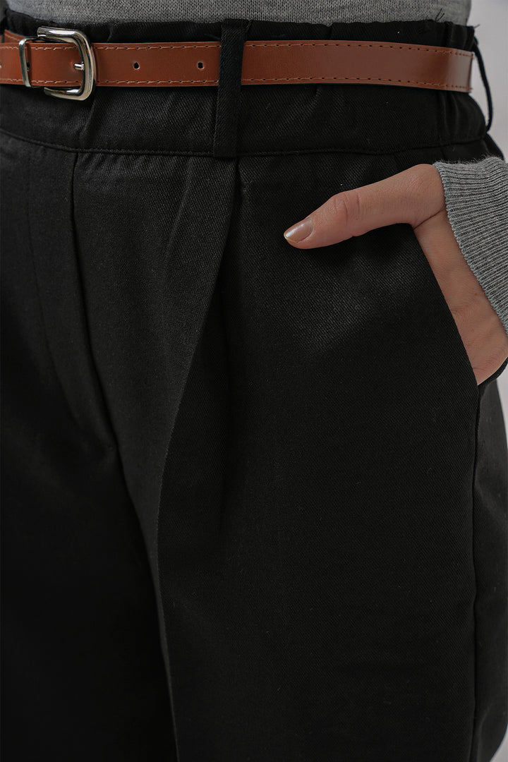 BGD Women Women's Pleated Belted Fabric Trousers - Black - Casa Grande