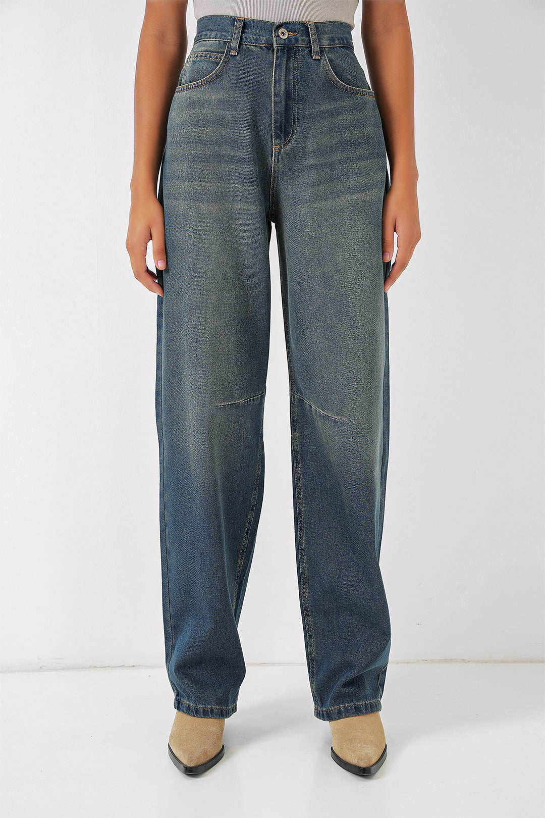BGD Women Women's High Waist Baggy Jeans - Indigo - Courtenay