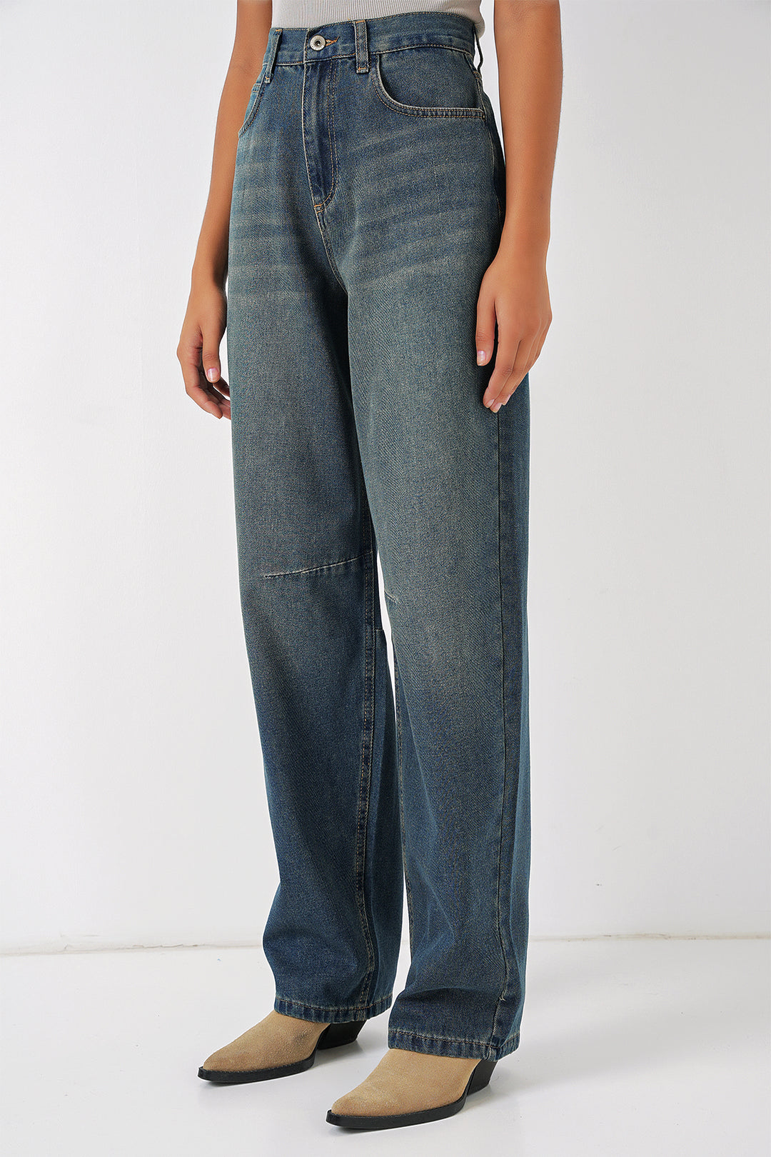 BGD Women Women's High Waist Baggy Jeans - Indigo - Courtenay